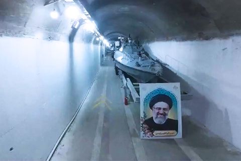 500 Meter unter der Erde: Kriegsgerät im Zeitraffer: Iran zeigt geheime unterirdische Militärbasis