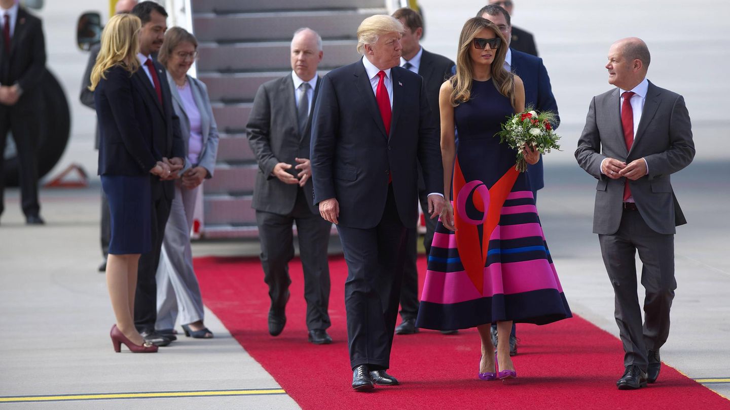2017 treffen Donald und Melania Trump am Hamburger Flughafen ein