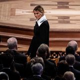 Melania und Donald Trump schreiten durch die Kirche, in der die Beerdigung von Jimmy Carter stattfindet