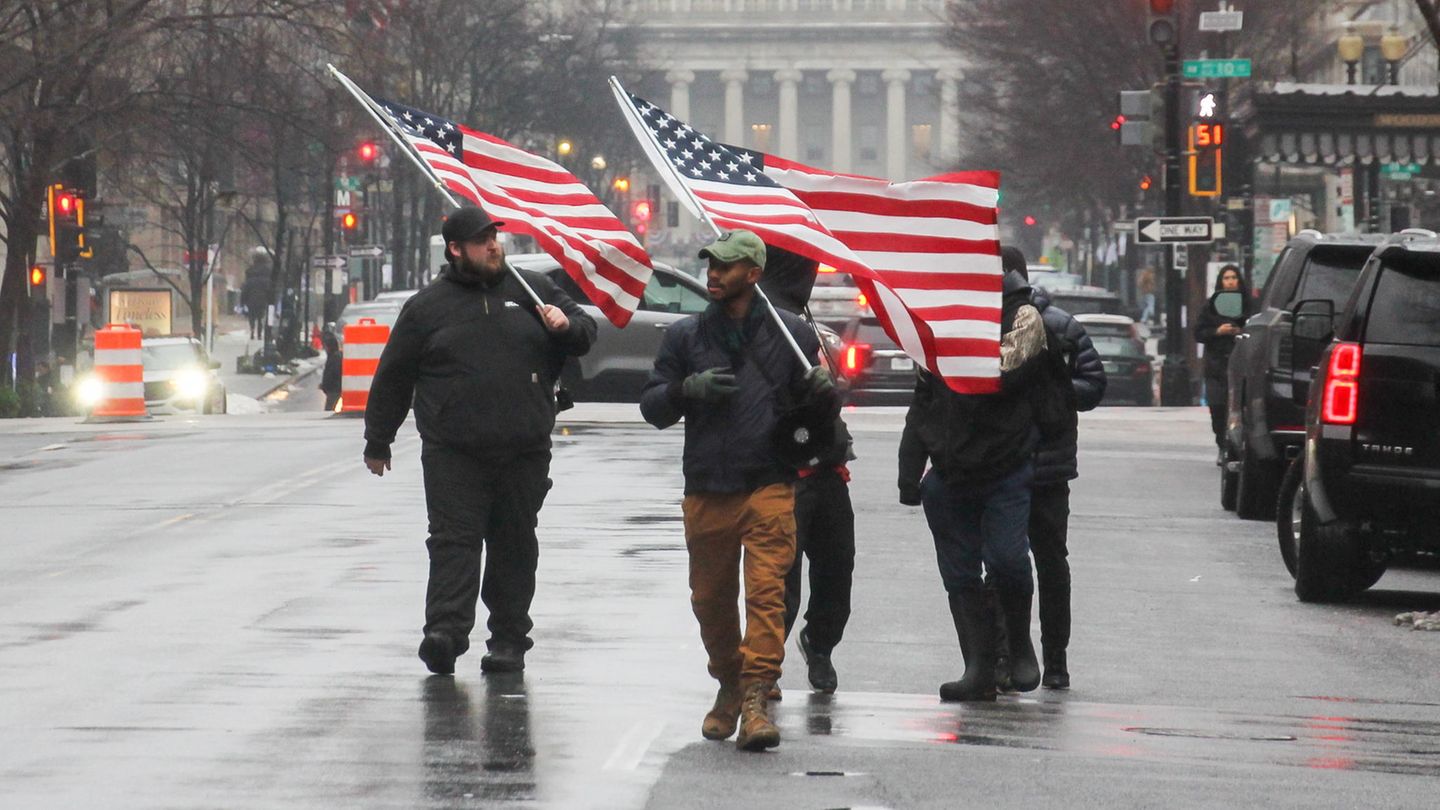 Ohne US-Flaggen geht es nicht. Aber auch wenn bei der Vereidigung von jemand anderem hätte es ein Fahnenmeer in Washington gegeben