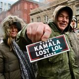 Nachtreten ist angesagt: Diese Trump-Unterstützer zeigen noch einmal ihre Häme über die unterlegene Demokratin Kamala Harris, die sich nicht gegen den Republikaner behaupten konnte