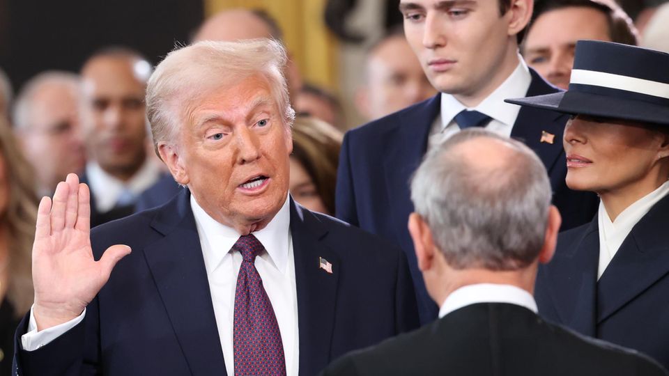 Sofortiger Rücktritt Donald Trump Platzt Vor Zorn Das Steckt Hinter Der Forderung An Intel Chef Lip Bu Tan - n87b78t