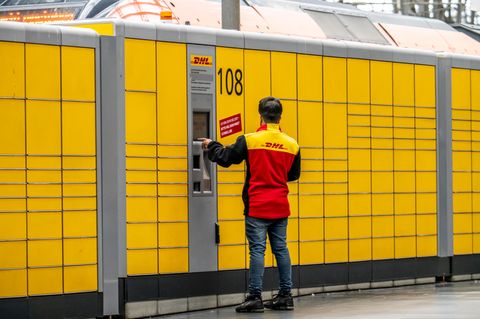 Die Auslieferung an Stationen ist für Firmen wie DHL weit günstiger, als die mühsame Zustellung an der Haustür
