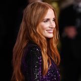 Die bereits mehrfach ausgezeichnete Kalifornierin, Jahrgang 1977, hat sich inzwischen auch als Produzentin etabliert. Auf der Berlinale zeigt sie ihr schauspielerisches Können im Drama "Dreams", in dem ein junger Balletttänzer aus Mexiko in den USA mithilfe seiner Geliebten seine Träume verwirklichen will