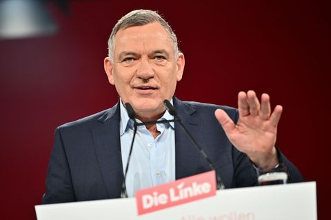 Linken-Chef van Aken spricht im Kandidatencheck unter anderem über Wohnraumprobleme, das schlechte Image der Linken sowie seine Greenpeace- und Protest-Vergangenheit.
