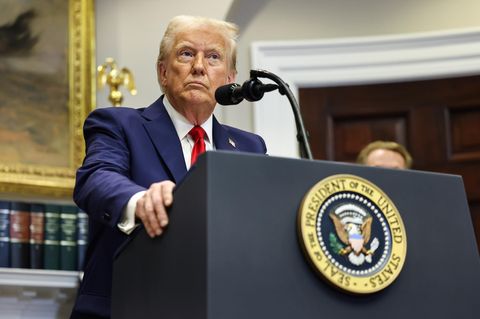 Donald Trump kündigte an, Russlands Krieg gegen die Ukraine rasch zu beenden. Ob angedrohte Zölle dabei helfen?