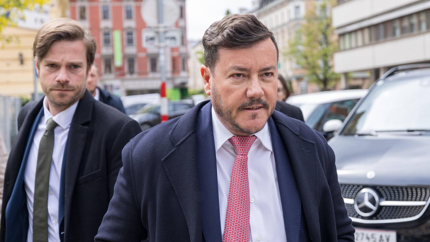 Real estate entrepreneur René Benko arrested in Austria