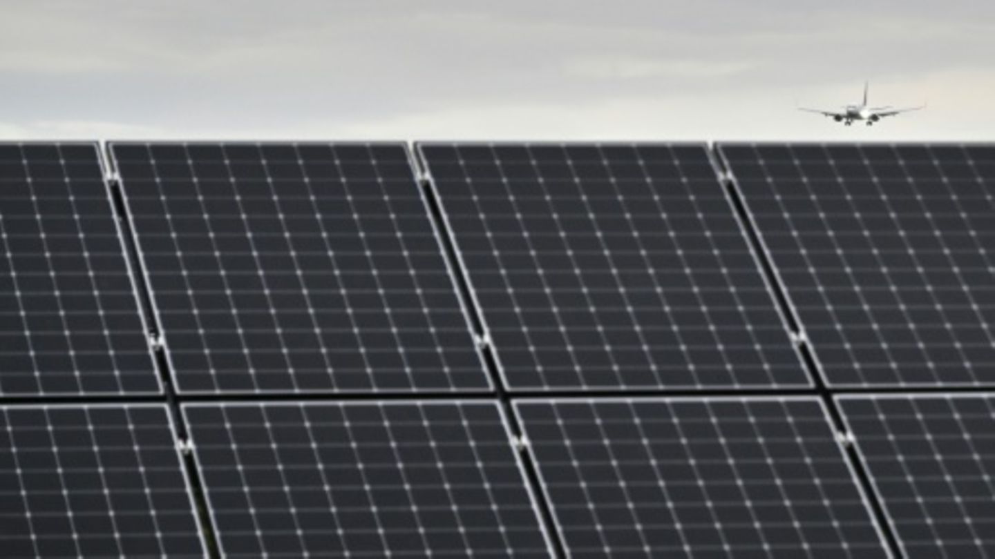Solarpark am Flughafen in Rom