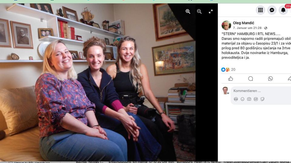 Team Auschwitz: Drei Frauen auf einem Sofa Team Auschwitz: Drei Frauen auf einem Sofa