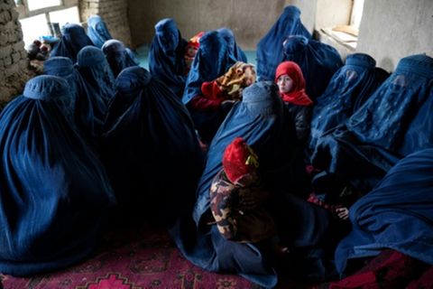 Verhüllte Afghaninnen