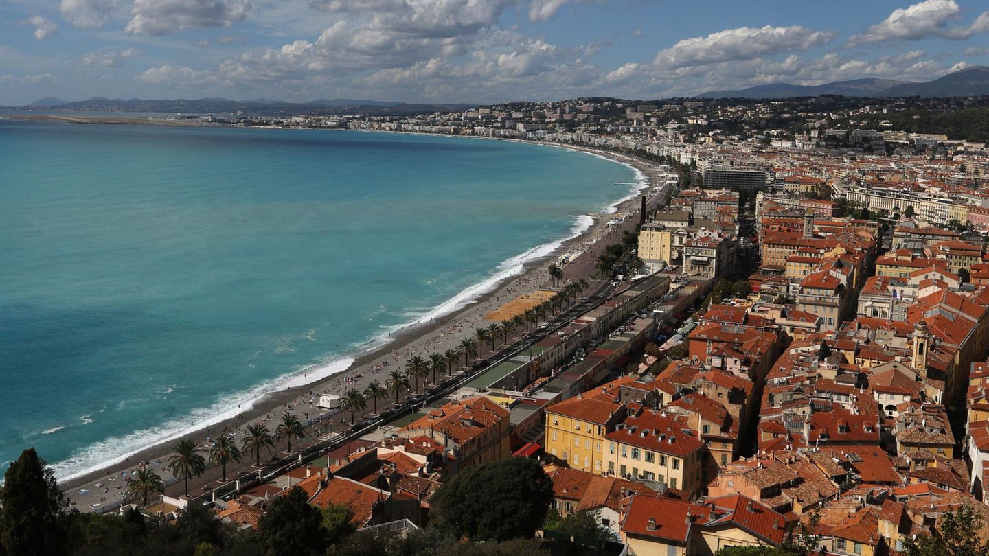 Die Strandpromenade von Nizza