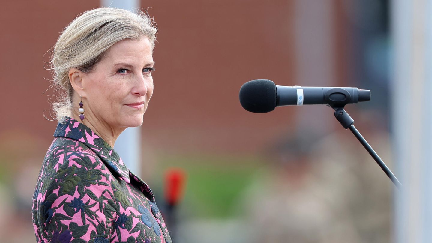 PR-Profi mit Adelstitel: Sophie, Herzogin von Edinburgh, hier letzten Sommer in Ascot, gilt als Nahbarste und Sympathischste unter den Royals – und könnte bald eine noch wichtigere Rolle spielen Sophie, Herzogin von Edinburgh, hier letzten Sommer in Ascot, gilt als Nahbarste und Sympathischste unter den Royals – und könnte bald eine noch wichtigere Rolle spielen