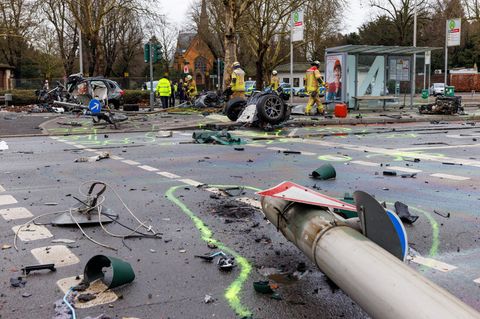 Rund 60 Rettungskräfte waren nach dem Unfall in Düsseldorf zur Stelle