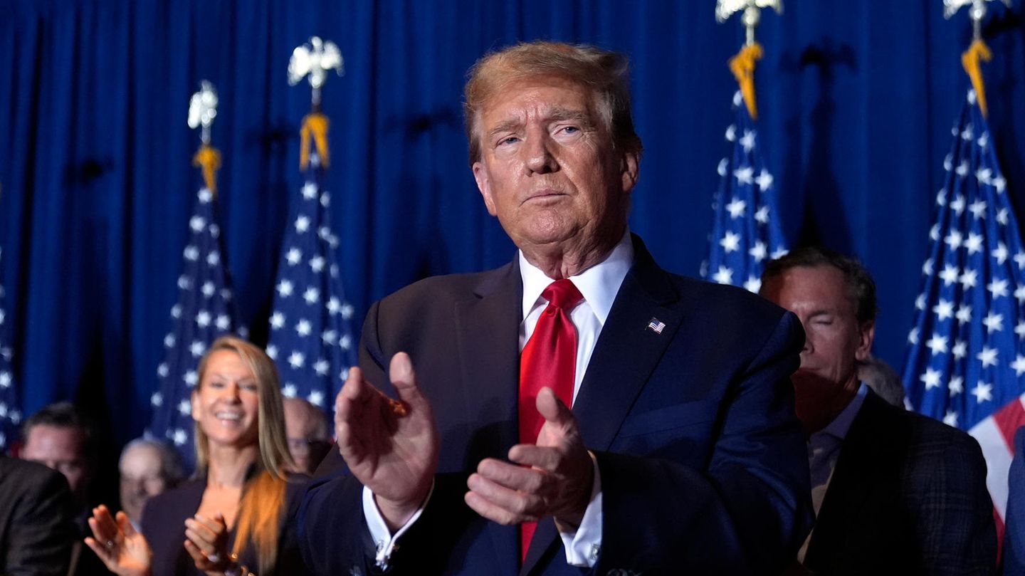 Colombia and the USA argue about deportations, then Trump’s blackmail takes effect