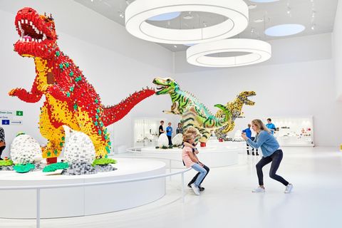 Dinosaurier aus Lego in der Masterpiece Gallery