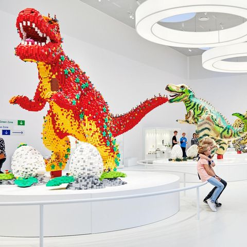 Dinosaurier aus Lego in der Masterpiece Gallery