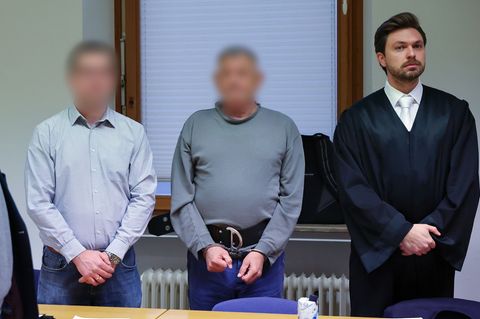 Der Angeklagte in Schweinfurt auf der Anklagebank