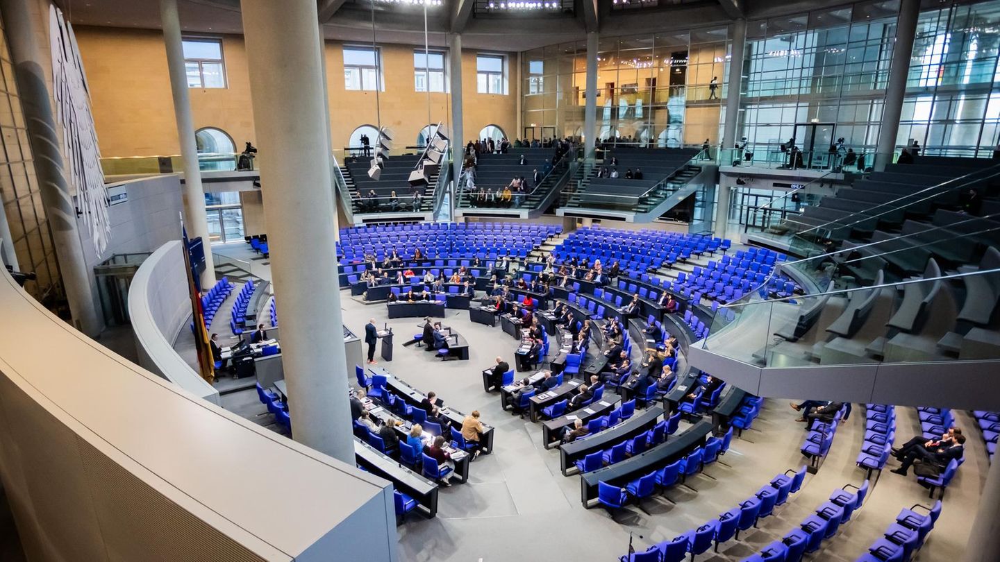 Bundestag election 2025 in the live blog: All news and developments for the early new election