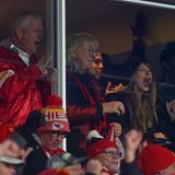 Taylor Swift in einer Loge im Stadion