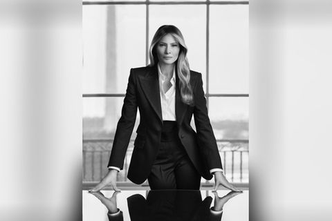 Offizielles Porträt von Melania Trump