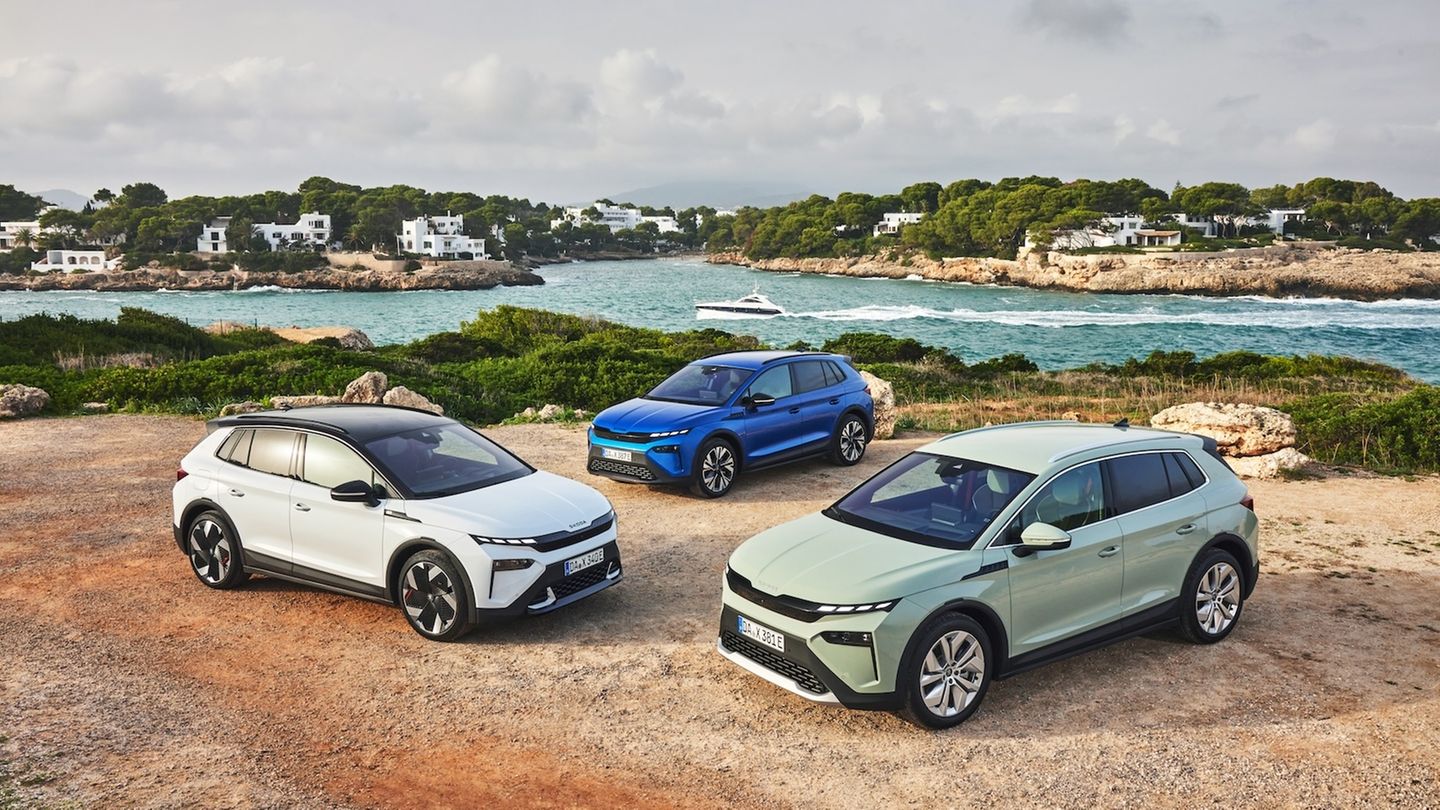 Kaufalternativen: Skoda Elroq Mittlerweile ist der Skoda Enyaq nicht allein ein gefährlicher Gegner für das Tesla Model Y oder die ID-Modelle von Volkswagen, sondern er bekommt mit den Skoda Elroq Gefahr aus dem eigenen Lager. Technisch weitgehend identisch, nur etwas kleiner dürfte der Elroq für viele Kunden ausreichen und somit auch eine interessante Alternative zum Tesla Model Y sein Skoda Elroq Mittlerweile ist der Skoda Enyaq nicht allein ein gefährlicher Gegner für das Tesla Model Y oder die ID-Modelle von Volkswagen, sondern er bekommt mit den Skoda Elroq Gefahr aus dem eigenen Lager. Technisch weitgehend identisch, nur etwas kleiner dürfte der Elroq für viele Kunden ausreichen und somit auch eine interessante Alternative zum Tesla Model Y sein