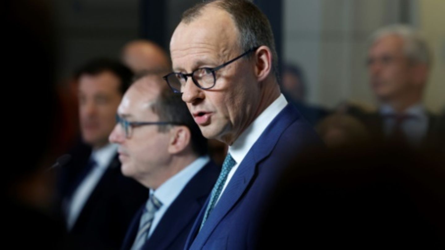 Unionskanzlerkandidat Merz im Bundestag