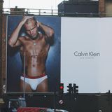 Der schwedische Fußballer Freddie Ljungberg wirbt 2003 für Unterhose von Calvin Klein