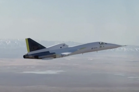 Das Testflugzeug des US-Start-ups Boom Supersonic erreicht erstmals Schallgeschwindigkeit. Damit könnte es den Atlantik, so wie die Concorde, unter vier Stunden überqueren.