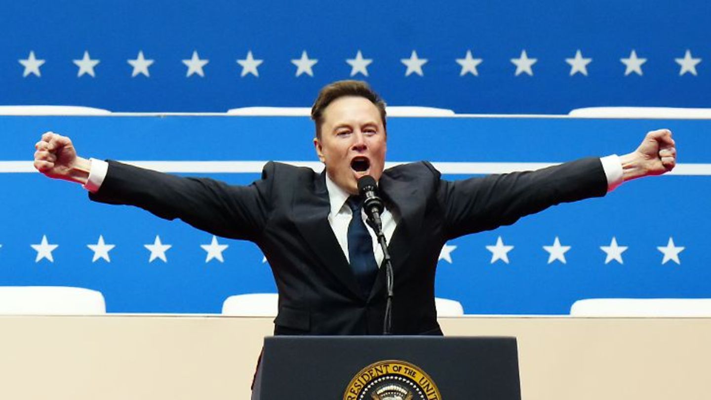Mit seiner öffentlichen Radikalisierung verprellt Elon Musk nur einen kleinen Teil der Tesla-Kunden, sagt Marken-Experte Oliver Errichiello. Dafür fühlen sich andere Käufer plötzlich angesprochen. Den meisten sei das aber sowieso egal