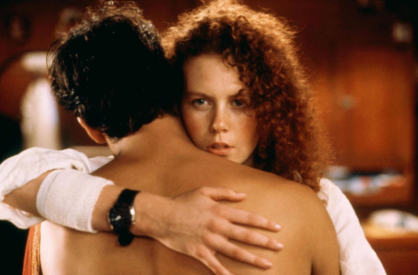 Nicole Kidman umarmt Billy Zane im Thriller "Todestille!