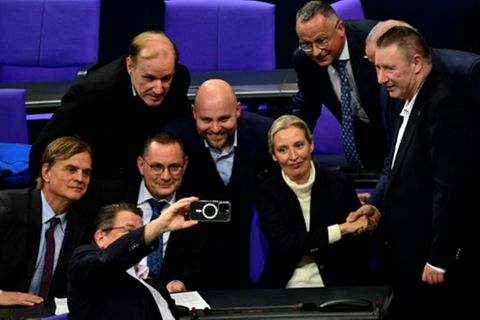 Jubel in der AfD-Fraktion