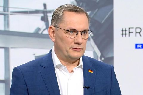 AfD-Chef Chrupalla: "Merz wird hinter seiner Brandmauer gegrillt"