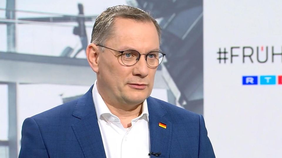 AfD-Chef Chrupalla: "Merz wird hinter seiner Brandmauer gegrillt"