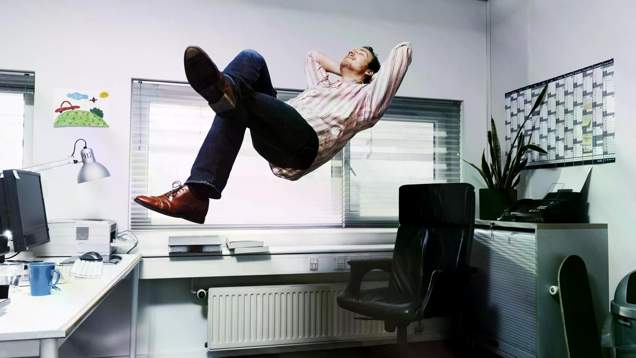 Arbeitszeitbetrug kann eine Abmahnung, Kündigung oder Schadensersatzforderung nach sich ziehen