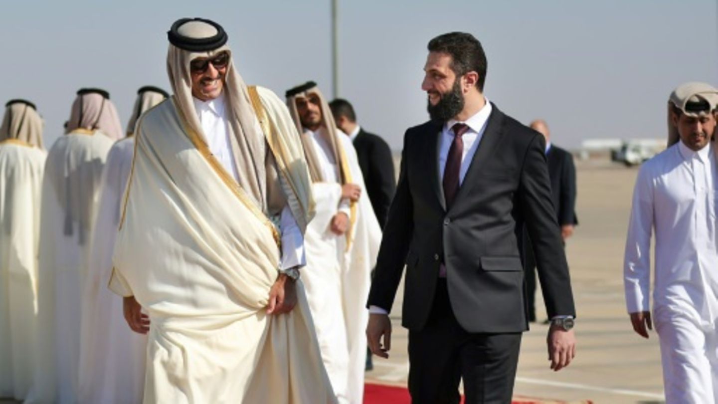 Al-Scharaa empfängt Al-Thani in Damaskus