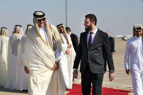 Al-Scharaa empfängt Al-Thani in Damaskus