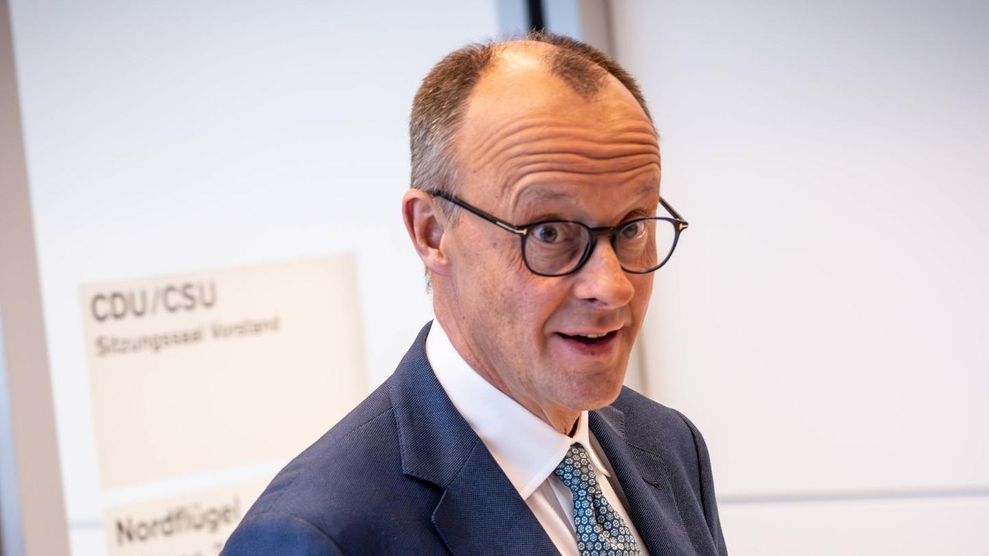 Abstimmung über Zustrombegrenzungsgesetz im Bundestag Friedrich Merz, Vorsitzender der Unionsfraktion im Bundestag