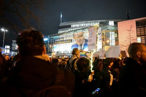 Demo vor dem Konrad-Adenauer-Haus