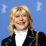 Auch als Schauspielerin war ihr ein später Triumph vergönnt. "Irina Palm" bescherte ihr 2007 einen überraschenden Erfolg. In der Rolle einer arbeitslosen Mittfünfzigerin, die im Pornoshop arbeitet, erhielt Marianne Faithfull bei der Weltpremiere auf der Berlinale 20 Minuten lang Standing Ovations. Im gleichen Jahr wurde sie für den Europäischen Filmpreis als beste Darstellerin nominiert