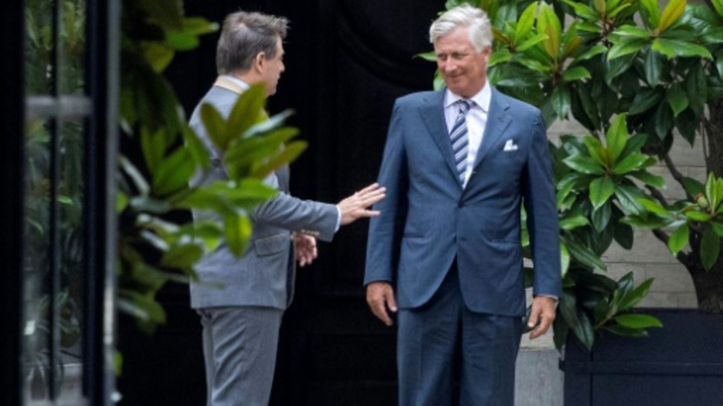 Bart De Wever (li.) mit König Philippe am 23. August