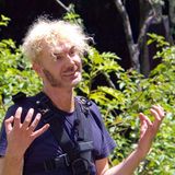 "Ich habe die Höhe ausgeblendet", sagt er hinterher. "Ich wollte höher, aber meine Arme... Es ging nicht mehr." Das Resultat: null Sterne. Für seine Mitbewohner bedeutet das: ein weiter hungriger Abend