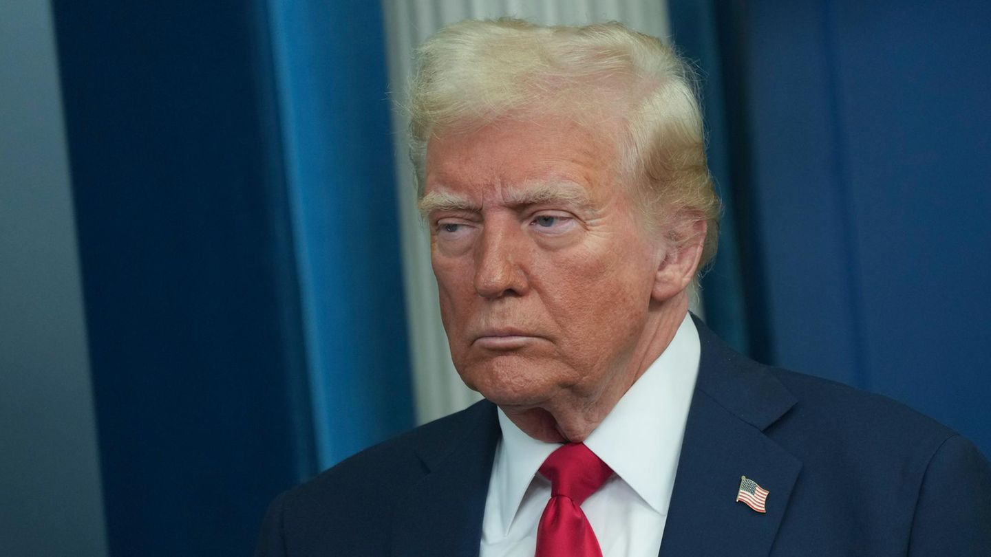 Has Trump already spoken to Putin? US President evades questions