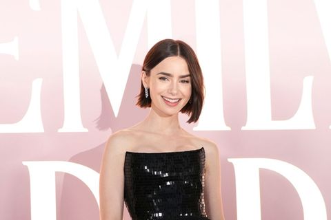 Schauspielerin Lily Collins hatte mit der Serie "Emily in Paris" ihren Durchbruch