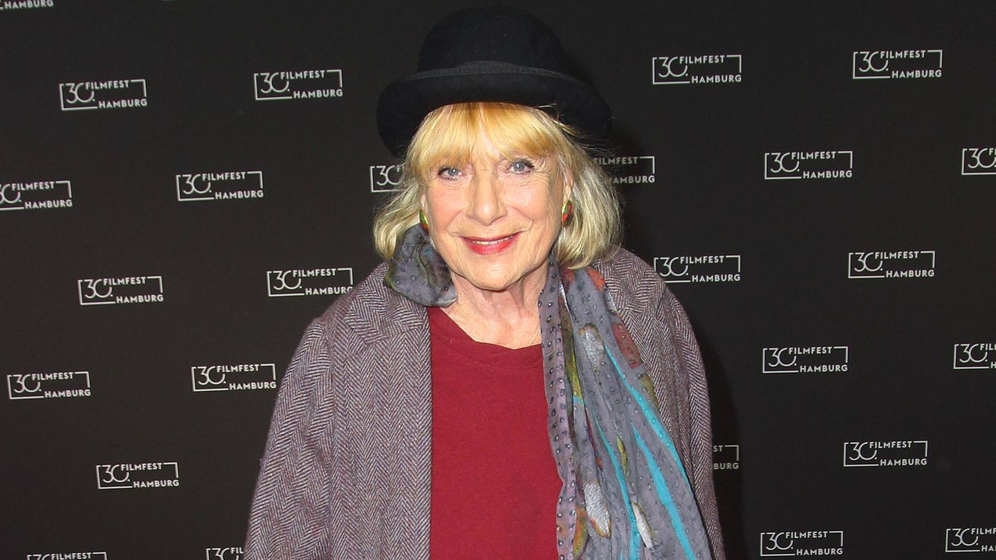 Hannelore Hoger bei der Eroeffnung vom Filmfest Hamburg im Jahr 2022