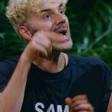 Dann wird's richtig laut: Sam Dylan muss sich erst von Edith Stehfest anblaffen lassen und verliert dann selbst die Nerven. "Hüpf' hier durch den Garten und lass mich in Ruhe", giftet er Edith an