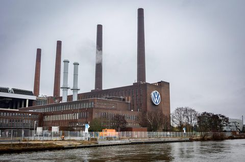 Donald Trump Strafzölle: Das VW Fabrikgebäude in Wolfsburg