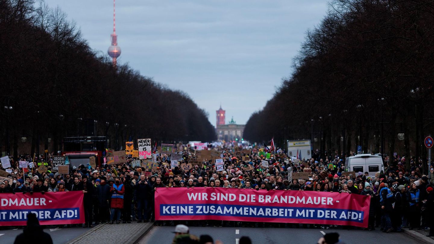 Zehntausende in Berlin Zehntausende in Berlin