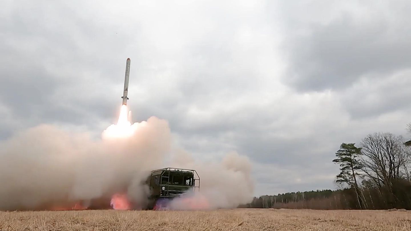 Start einer Iskander gegen Ziele in der Ukraine