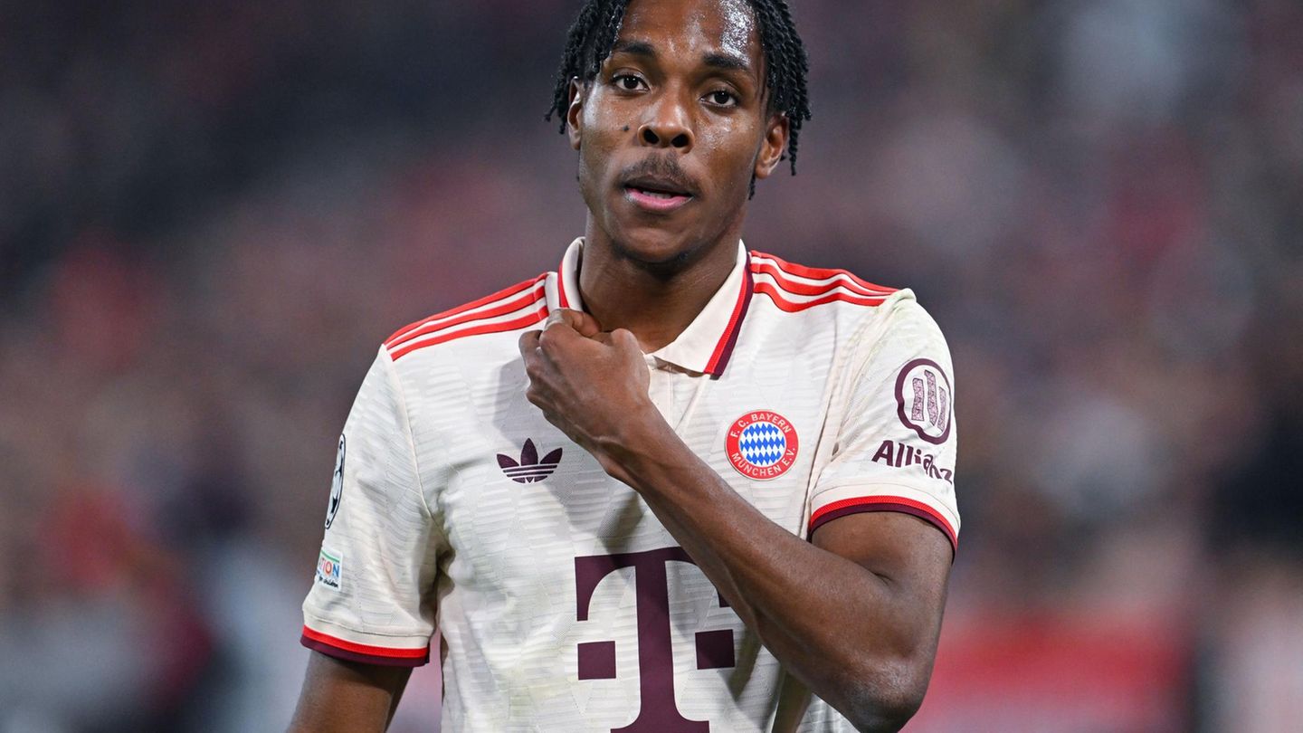 Mathys Tel Der Transferpoker um Mathys Tel vom FC Bayern München ist offenbar entschieden. Laut übereinstimmenden Medienberichten wechselt der Angreifer nun doch zu Tottenham Hotspur. Dabei hatte sich der 19-Jährige vor einigen Tagen noch gegen einen Deal mit dem Premier-League-Club entschieden, wie es hieß. Nun soll der Offensivspieler bis zum Saisonende ohne Kaufoption ausgeliehen werden. Der Franzose soll schon am "Deadline Day" den Medizincheck in London absolvieren. Die Spurs hatten zuvor demnach 60 Millionen Euro für einen festen Wechsel geboten. Aber Tel soll es sich dann doch anders überlegt haben