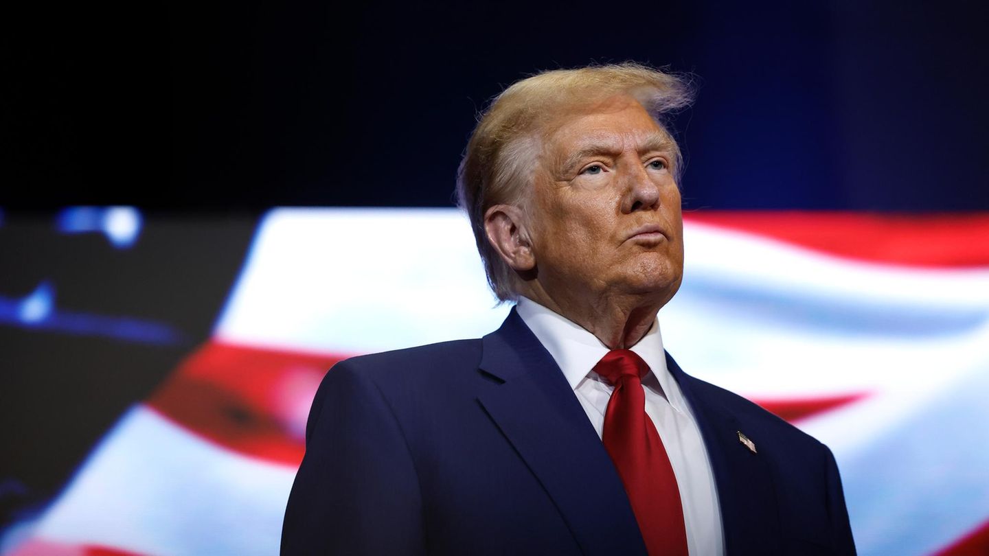 Trump exposes tariffs against Mexico for a month